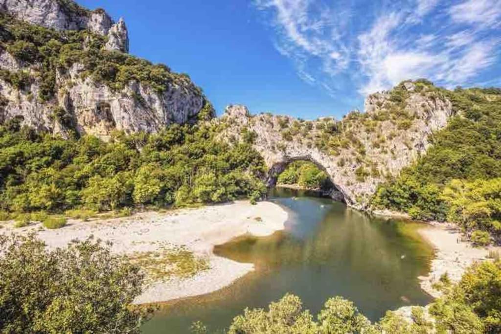 Appartement Neuf Avec Spa Saint-Martin-dʼArdèche Kültér fotó